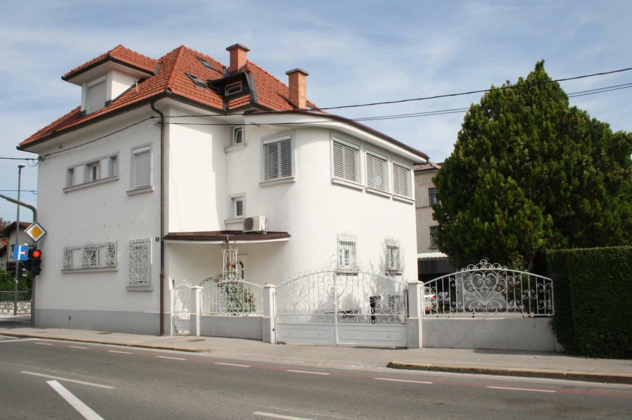Kavon Apartments Любляна Екстер'єр фото